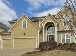 21704 W 99th Ter, Lenexa, KS 66220