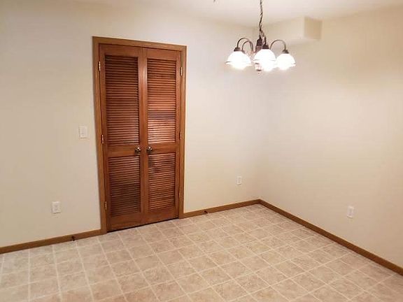 5th image of 209 Colorado St APT 304