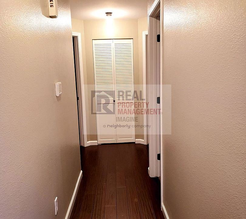 1st image of 4309 Cedar Ct SE
