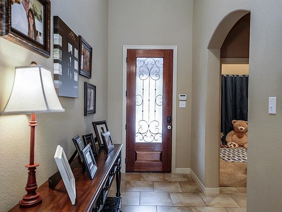 5th image of 10923 Milano Ct