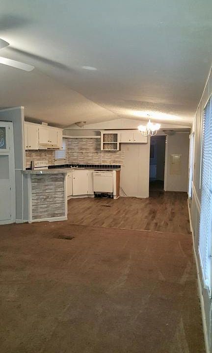2nd image of 40 Medwell Hill Rd