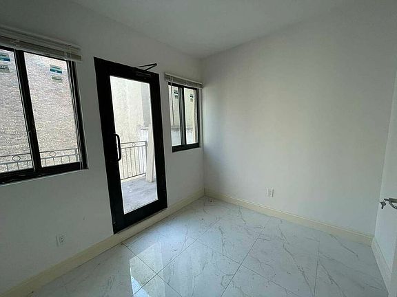 4th image of 173 Morningside Ave #4B