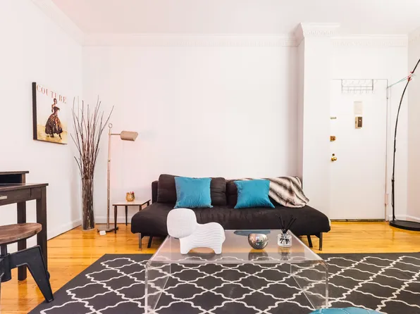 112 West 72nd Street image 5 of 14