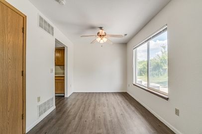 3rd image of 3411 Beaujardin Dr