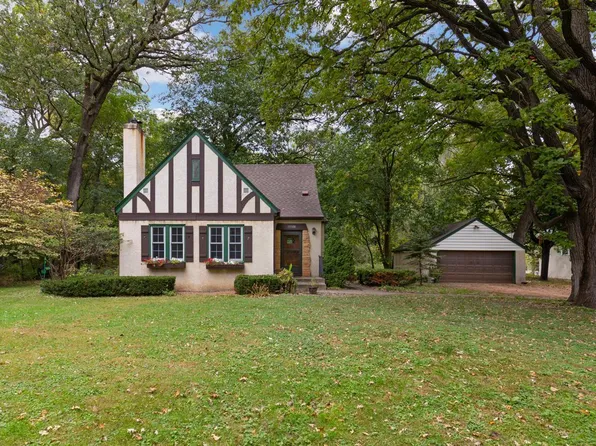 15108 Excelsior Blvd, Minnetonka, MN 55345