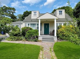 5 Bonnybill Dr, Centereach, NY 11720