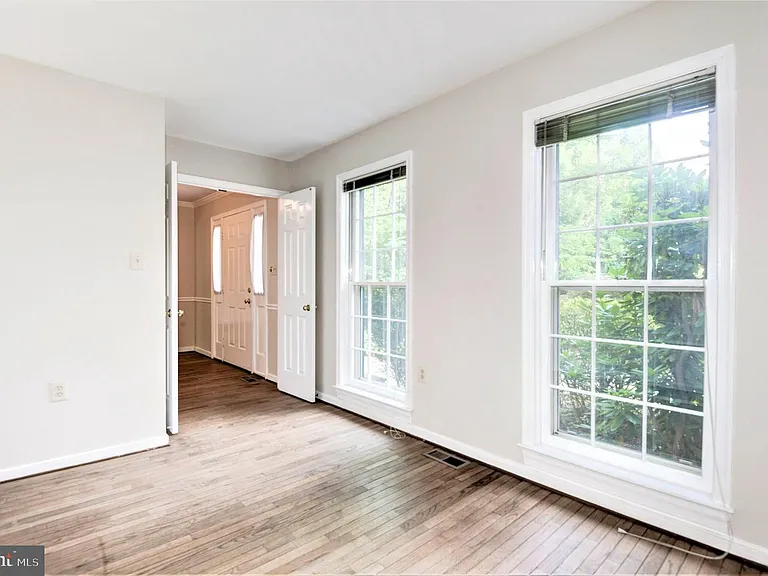 10322 Dunn Meadow Rd — Photo 18