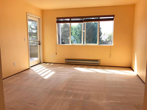 3rd image of 1271 Poplar Ave APT 409