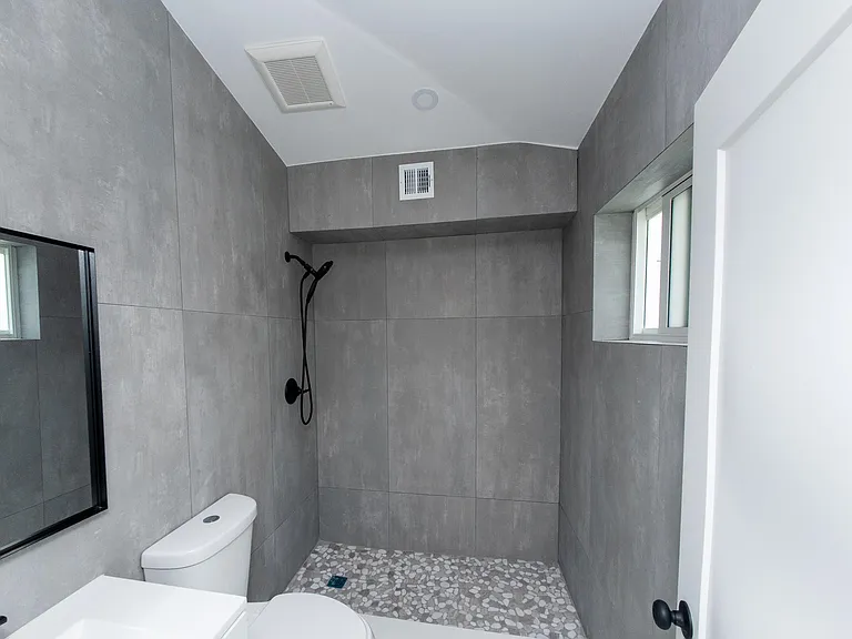 2160 SW 16th Ct — Photo 22