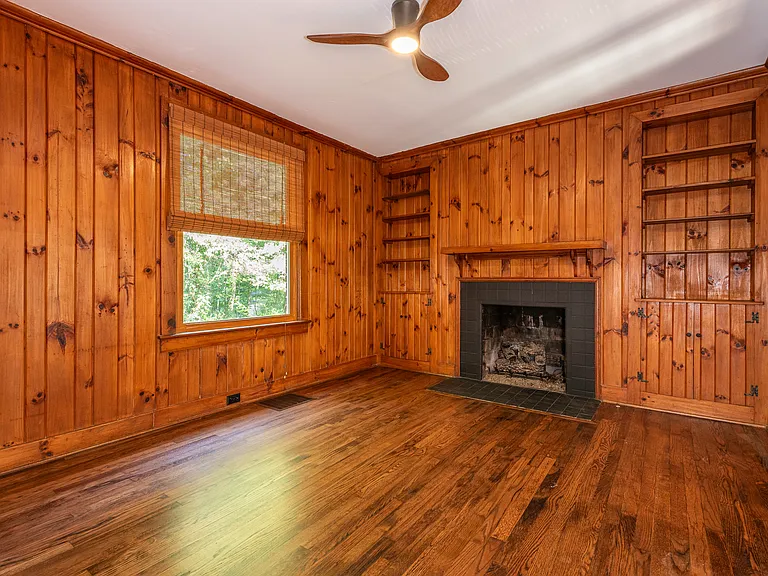 4001 Churchill Rd — Photo 18