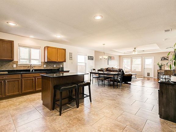 4th image of 1253 Boxwood Ln