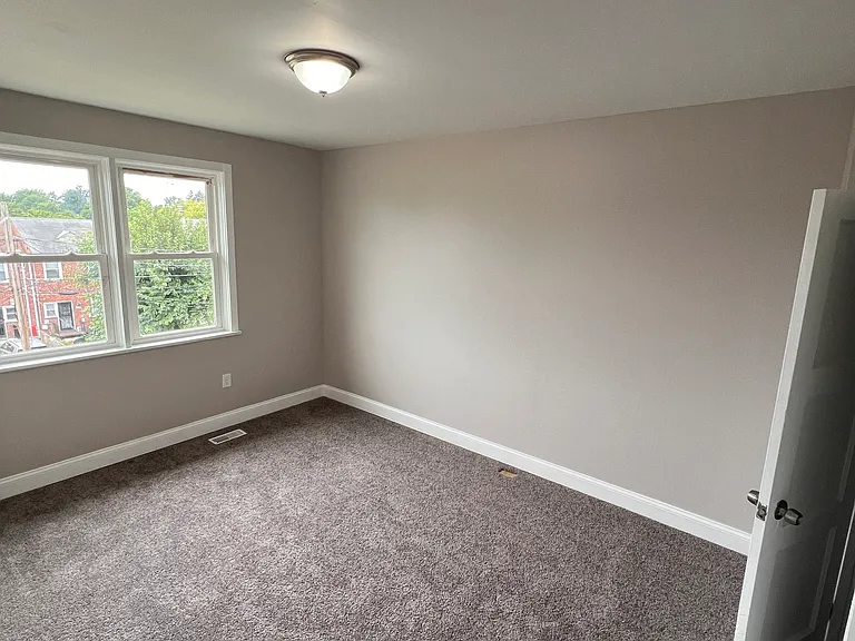 3111 Hanlon Ave — Photo 14