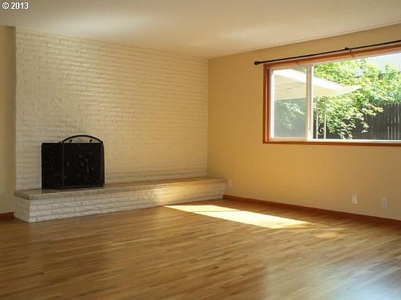 5th image of 15224 SE Topaz Ave