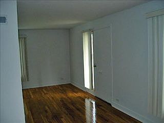 2nd image of 3139 Western Ave #C4