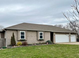 302 Poplar St, Perry, KS 66073