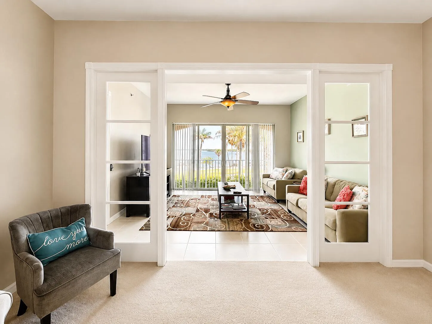 2 bed, 2.0 bath, 1989 sqft, $2,500 — Photo 2