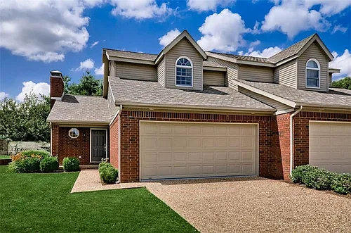 7 S Prairie Dunes Dr Photo 1