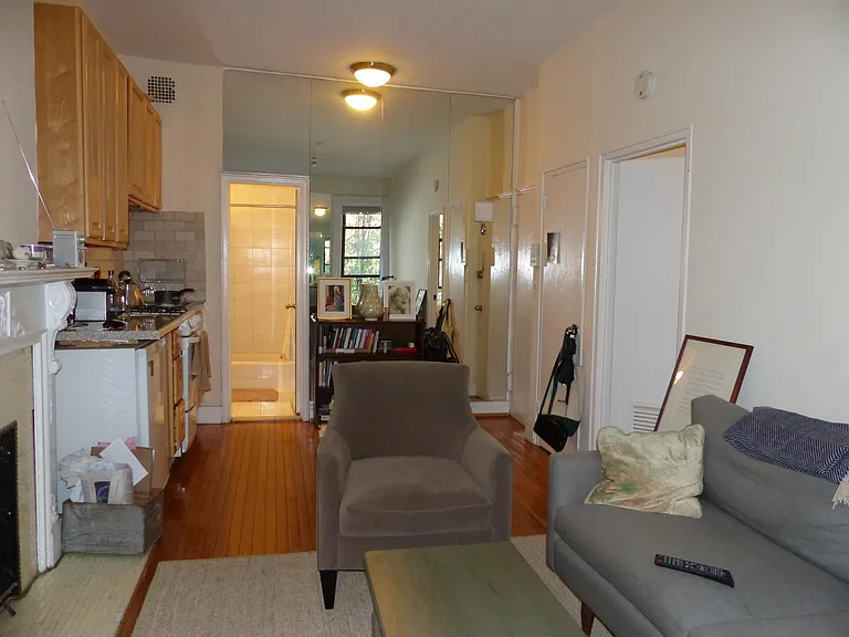 110 E 61st St #3A — Photo 6
