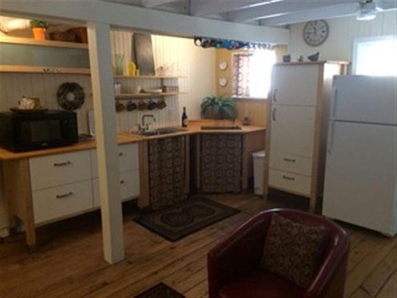 3rd image of 205 7th St