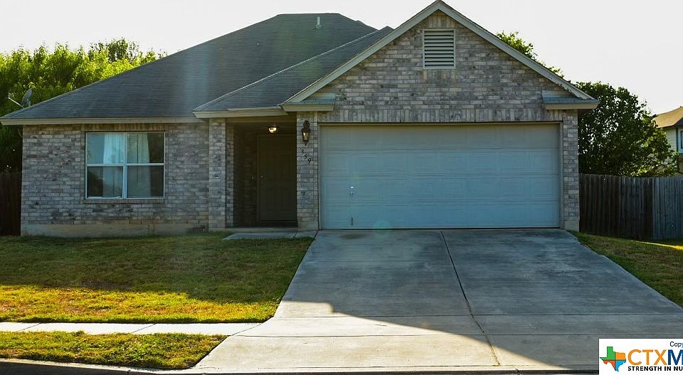 1st image of 359 Stone Gate Dr