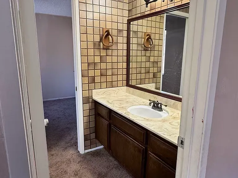 1480 W Edgehill Rd #68 — Photo 5