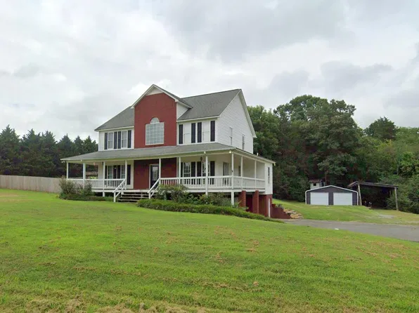 201 Morgan Rd, Trenton, GA 30752