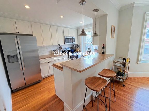 2nd image of 13 Upton St APT 5