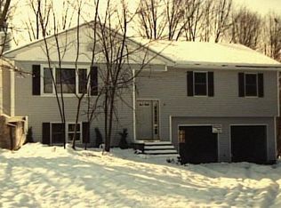 2A Topstone Rd, Bethel, CT 06801