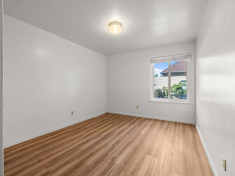1920 Francisco LLC — Photo 16