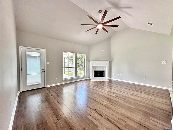 4th image of 43446 Galvez Oaks Dr