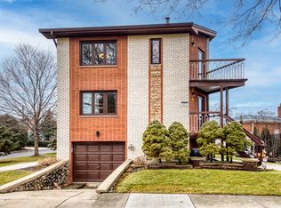 6370 N Legett Ave, Chicago, IL 60646