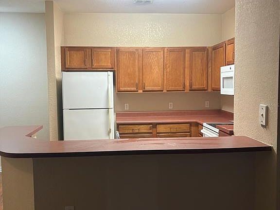 2nd image of 8103 Lillies Way APT 107