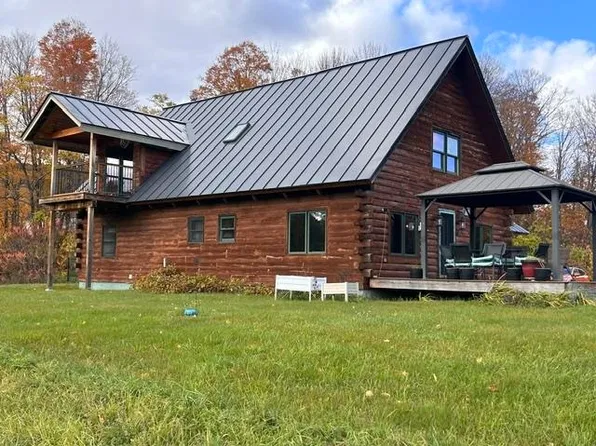 68 Quincy Rd, Rumney, NH 03266