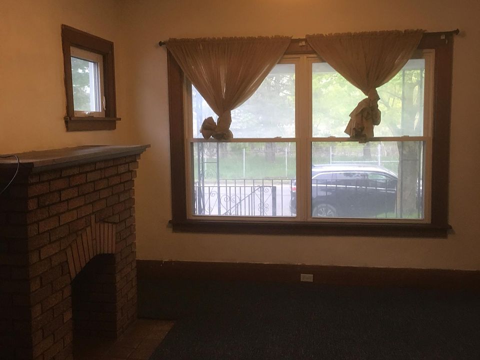 1st image of 94 Warwick Ave #1