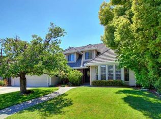 6 Rivershore Ct, Sacramento, CA 95831