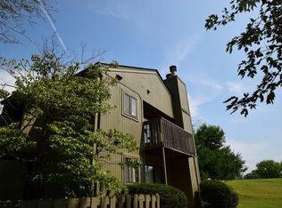 9351 S Lake Ridge Dr, Bloomington, IN 47401