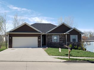 604 Prairie Ln, Columbia, MO 65202