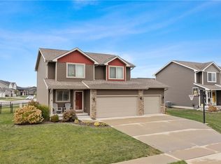800 NW Harvest Dr, Grimes, IA 50111