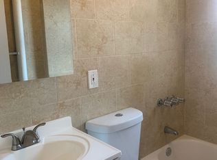 43-11 Ditmars Blvd #2F, Astoria, NY 11105
