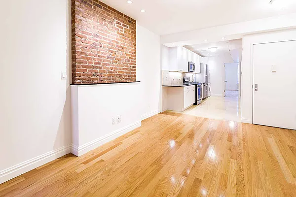 Rented by Keller Williams NYC | media 14