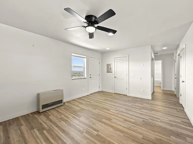 5 Topaz Ln #1 — Photo 4