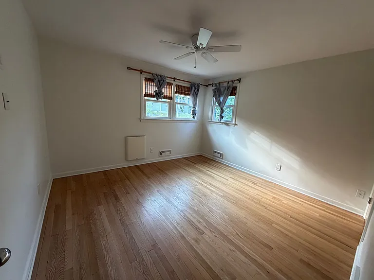 135 Morningview Dr — Photo 5