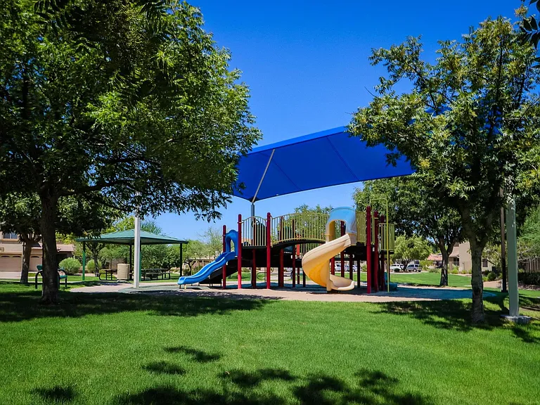 70 W Wood Dr — Photo 26
