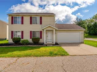 1210 Oxford Cir, Akron, OH 44312