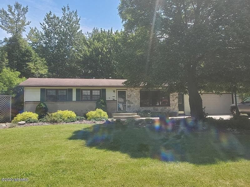 1st image of 2060 Lamont Ave NW