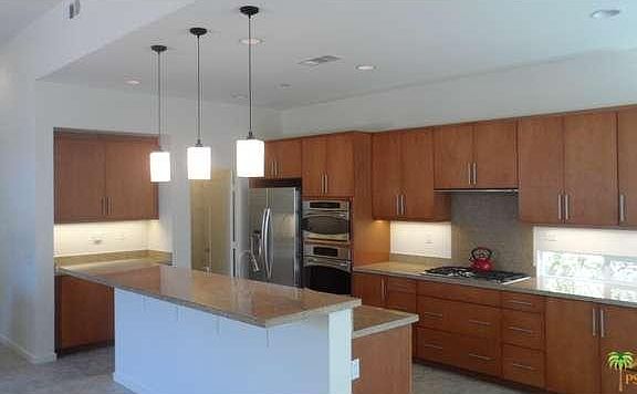 3rd image of 4931 Geary Way