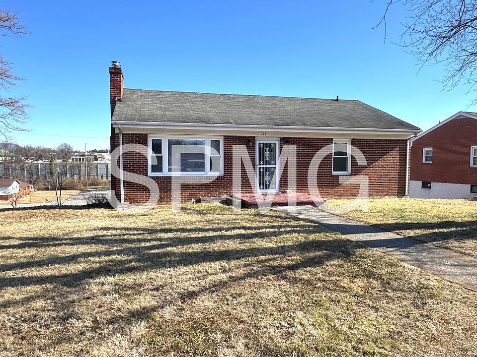 1st image of 2757 Meadowview Dr NW
