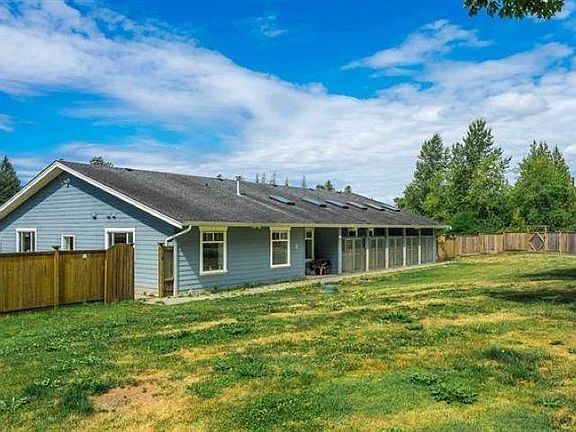 3rd image of 4102 Lefeuvre Rd