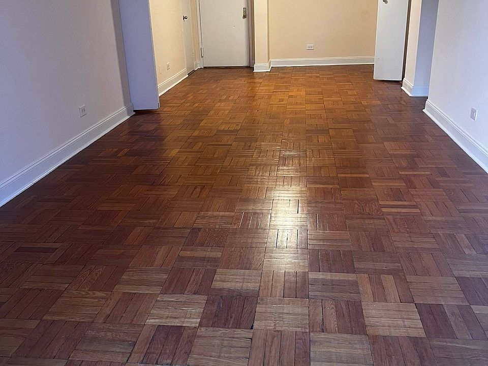 2nd image of 14210 Roosevelt Ave APT 105