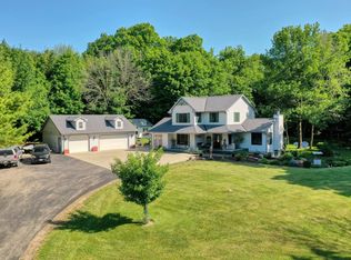 W156 County Rd S, Hartford, WI 53027